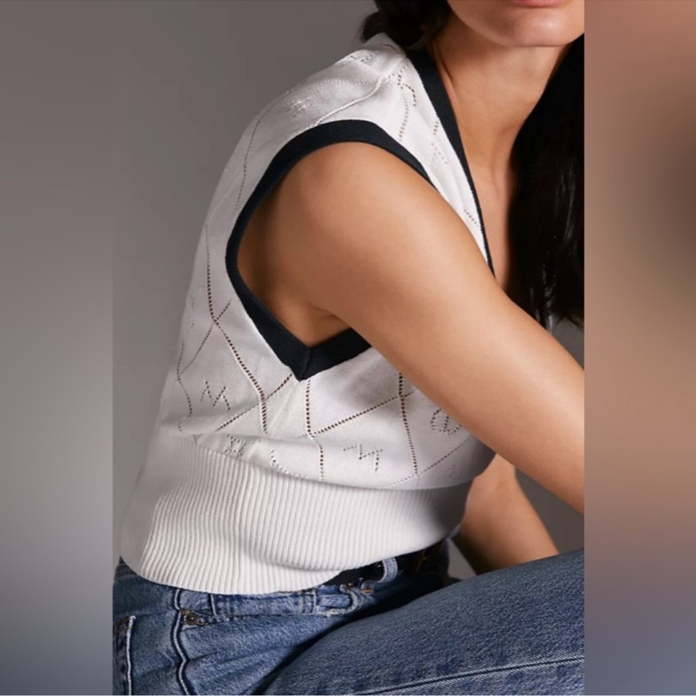 NWT Anthropologie Violette Icon Logo Knit Sweater Vest Top - Picture 2 of 13